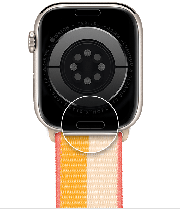 Снимаем ремешок Apple Watch - первый шаг, нажимаем на кнопку