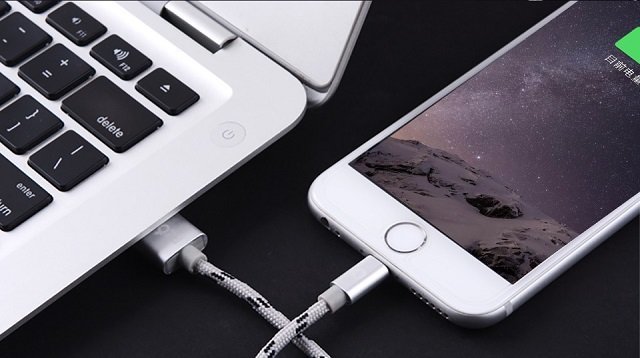 Как перекинуть фото с iPhone на компьютер через USB-кабель?