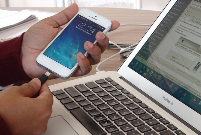 Как подключить iPhone 12 к компьютеру